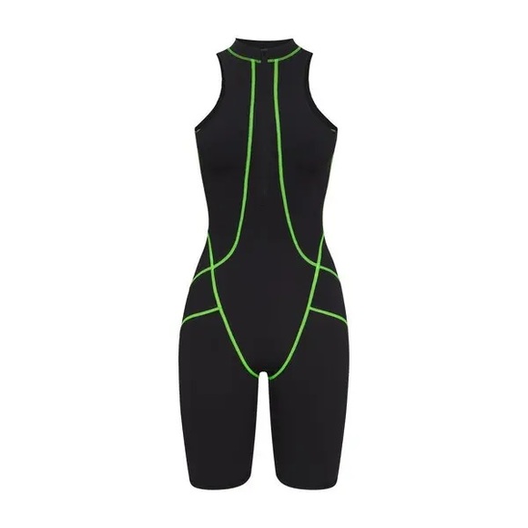 SKIMS moto onesie - Picture 4 of 5